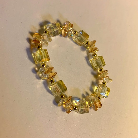 2 rhinestone bracelets for the price of one - Picture 2 of 4